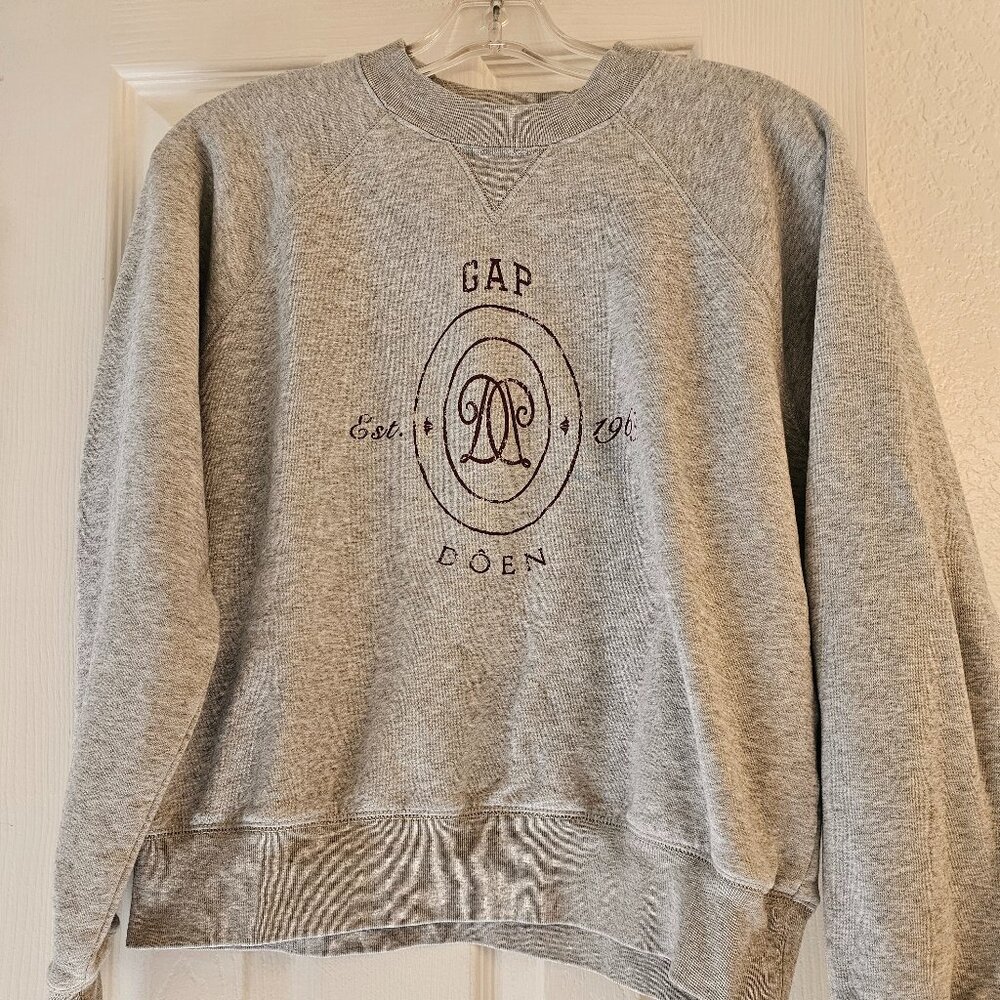 Doen x Gap Sweatshirt